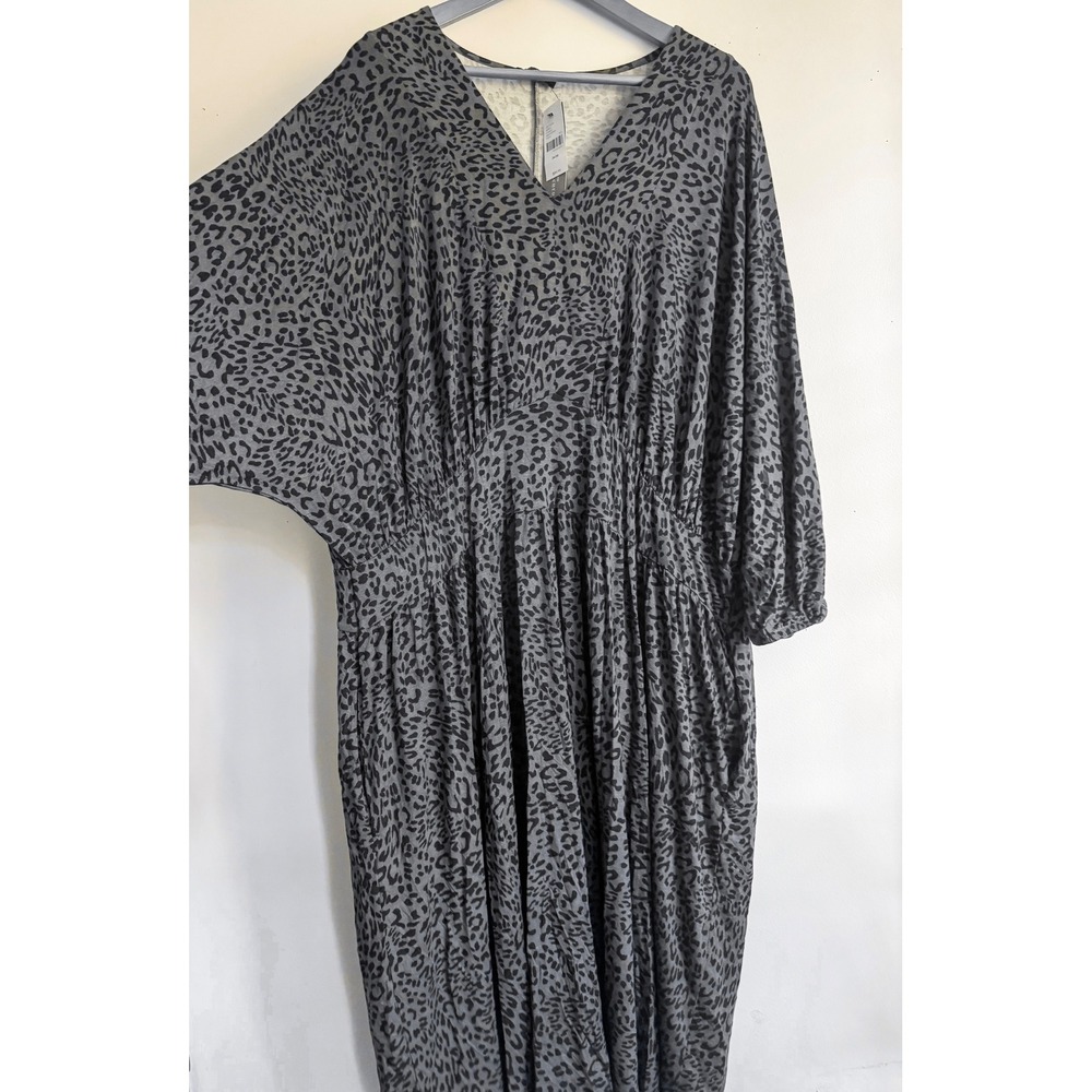 Lane Bryant Gray Leopard Print V-Neck Dolman Sleeve Midi Dress Plus Size 26/28